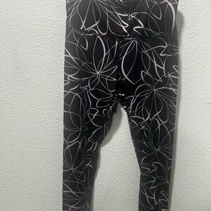 Bogo free - GAIAM Black and White Floral Cropped Pants